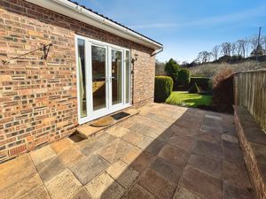 Photo 9- click for photo gallery